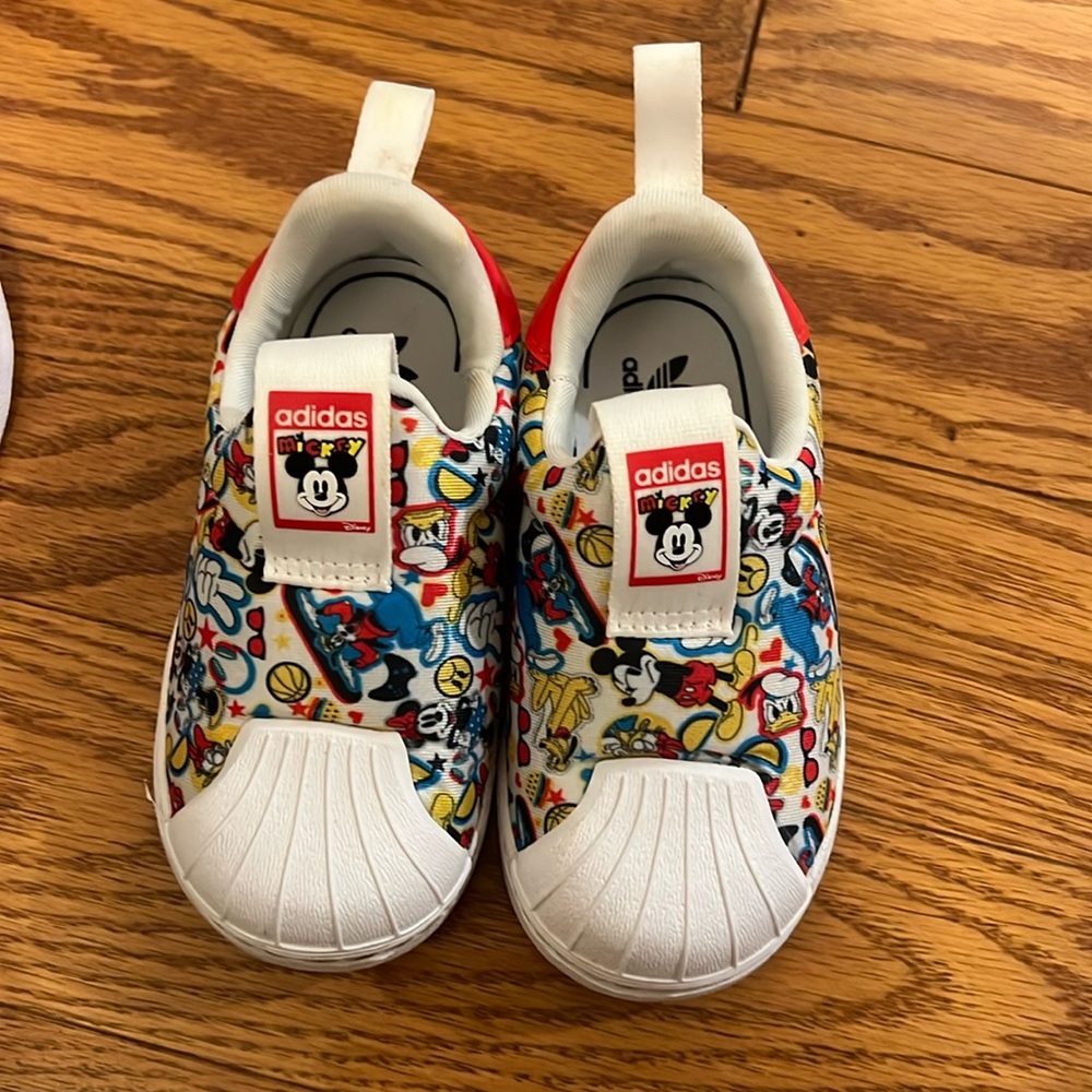 Adidas kid sneakers